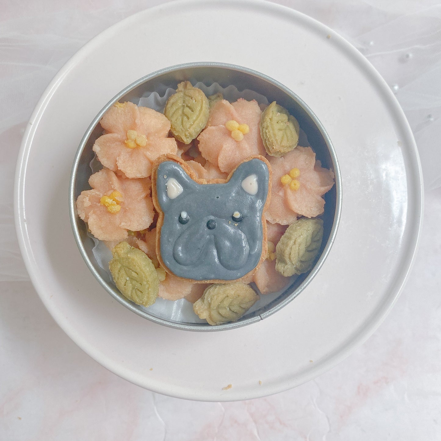 うちの子クッキー缶 お花畑
