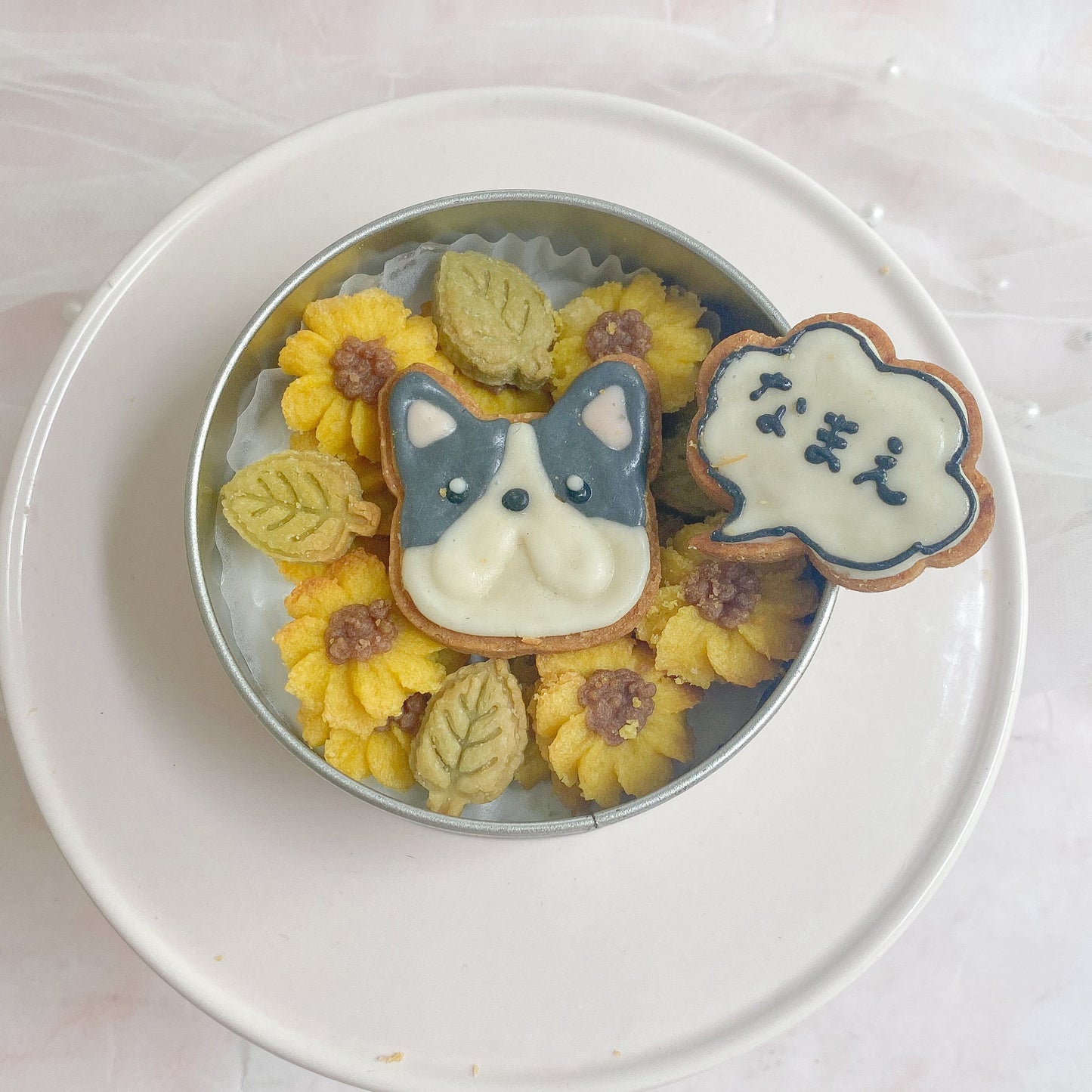 うちの子クッキー缶 お花畑