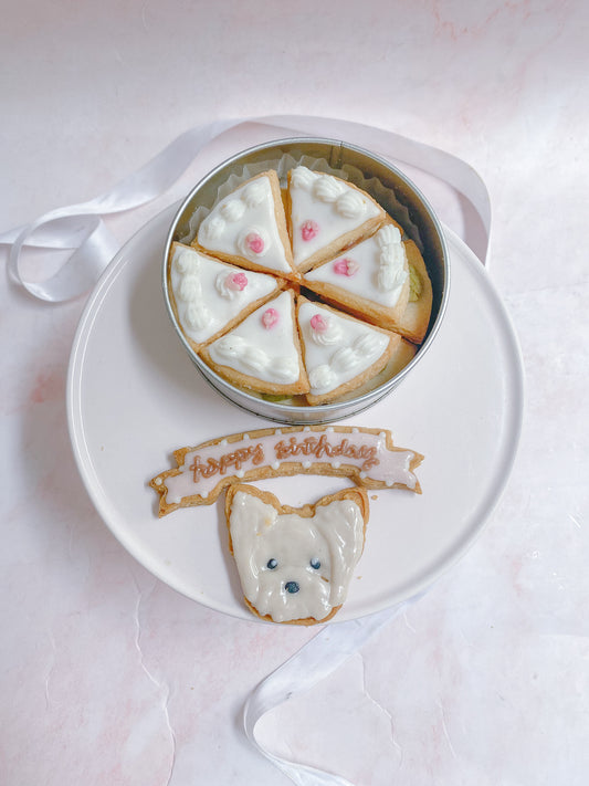 犬用クッキー缶ショートケーキ