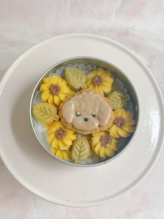 うちの子クッキー缶　お花畑