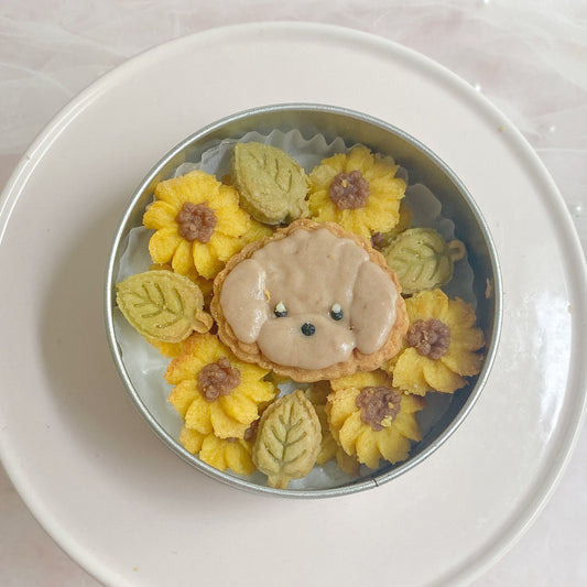 うちの子クッキー缶　お花畑
